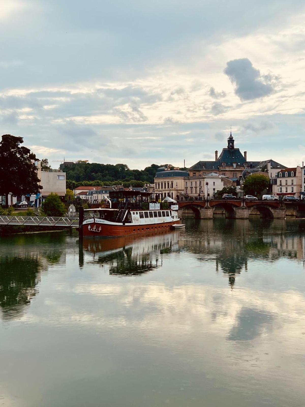 Disney-Bord De Marne-Parking Prive Meaux Extérieur photo